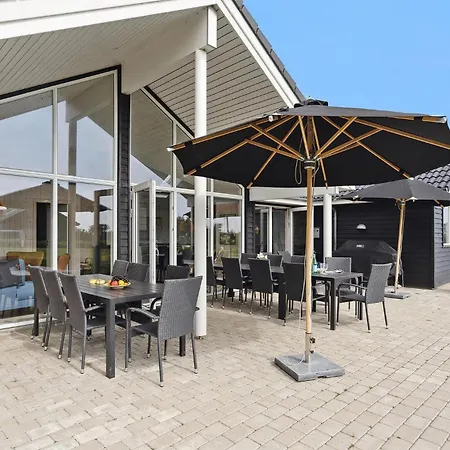 Casa vacanze 7 Bedroom Beautiful In Sydals